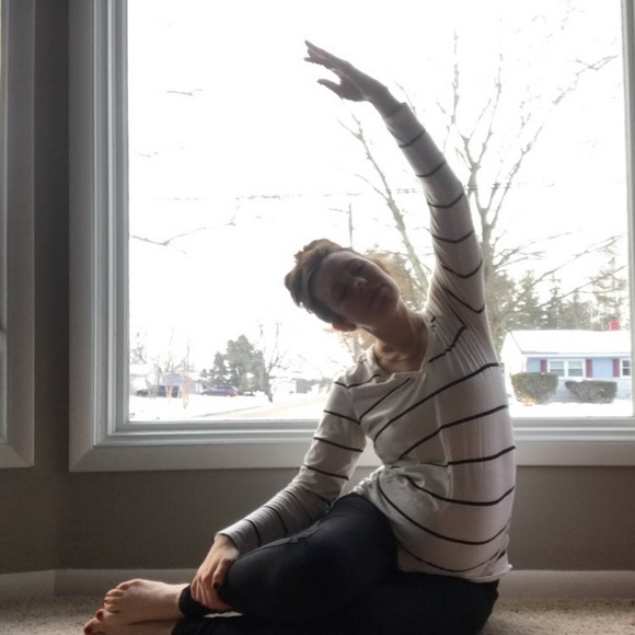 Meet your Posher, Robyn - Picture 1 of 1